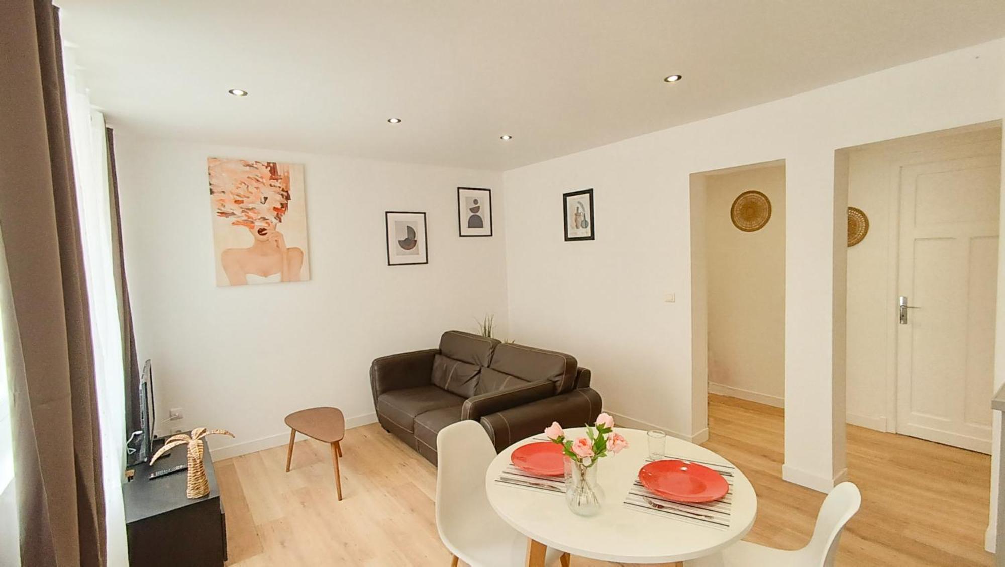 Apartment Foucault - - Au Coeur De